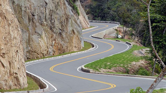 Loreto: Lista la carretera que unirá costa y selva Loreto: Lista la carretera que unirá costa y selva