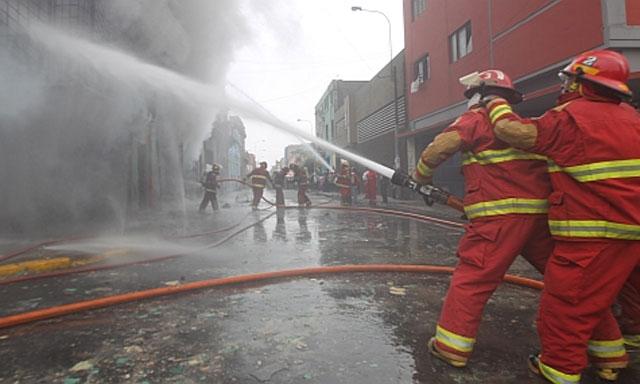 Un muerto deja incendio en vivienda en Jesús María Un muerto deja incendio en vivienda en Jesús María
