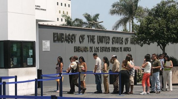 Embajada de EEUU normalizará entrega de visas en dos semanas.