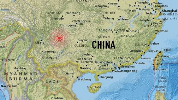 Al menos 150 muertos y 1.300 heridos por terremoto en China.