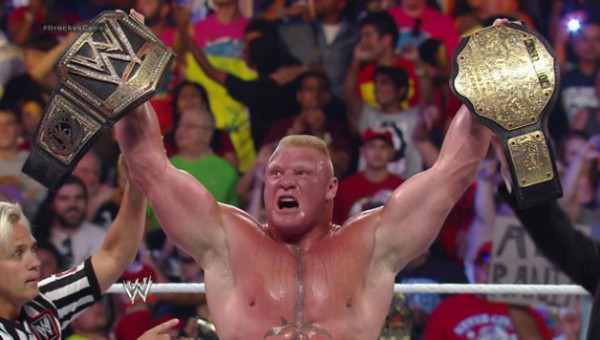 Brock Lesnar derrotó a John Cena y se coronó campeón de los pesos pesados de la WWE en el evento SummerSlam 2014, celebrado en el Staples Center.