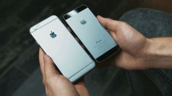 Comparación entre el iPhone 5 (derecha) y el nuevo iPhone (izquierda).