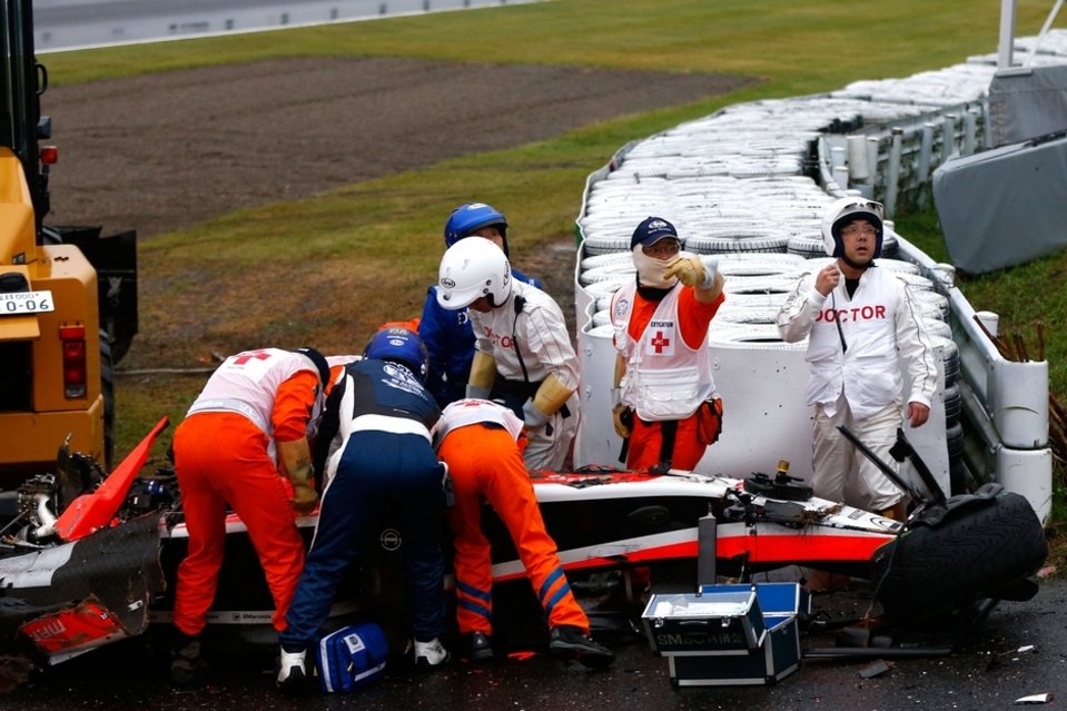 Francés Jules Bianchi sufre grave accidente en GP de Japón