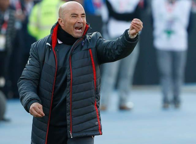 Jorge Sampaoli ‘disparó’ contra la prensa chilena y los catalogó de espías Jorge Sampaoli ‘disparó’ contra la prensa chilena y los catalogó de espías