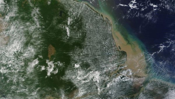 Este sistema se ubica entre la frontera de la Guayana Francesa con Brasil y el estado brasileño de Maranhão.
