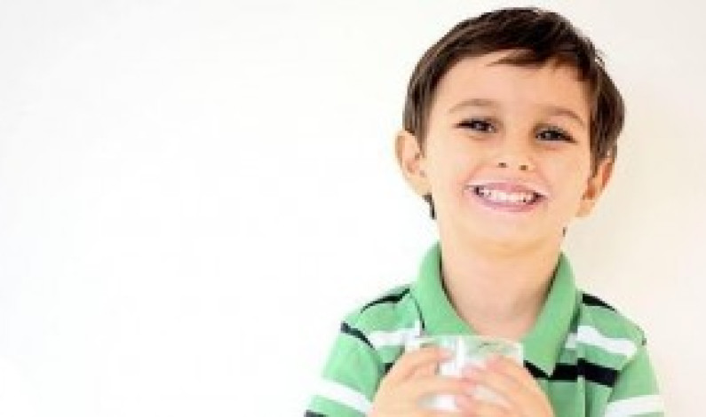 Cinco razones para dar leche de crecimiento a tus hijos.