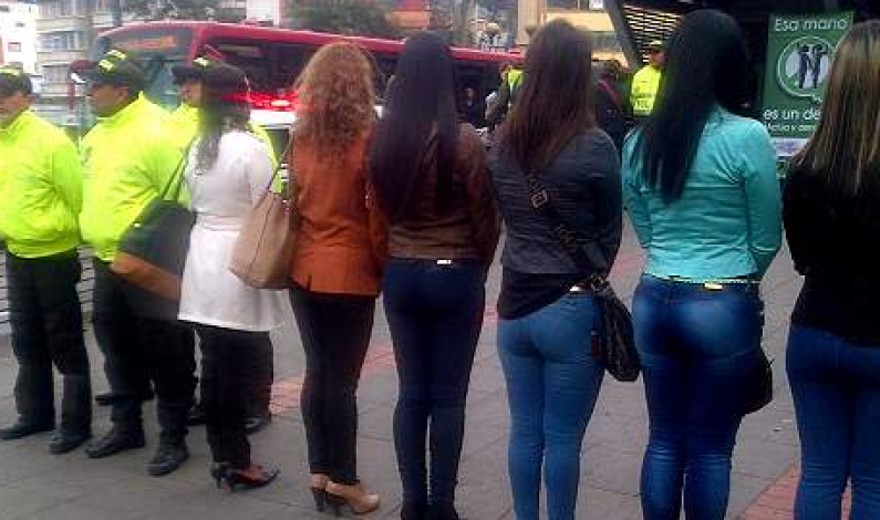 Crean grupo de elite para proteger a colombianas de acoso a mujeres en autobuses