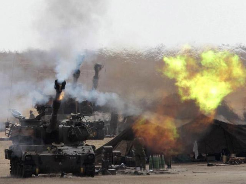 Pese a alto al fuego en Gaza, 50 palestinos mueren en ataques israelíes