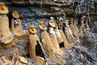 Hallan sarcófagos de cultura prehispánica en Perú