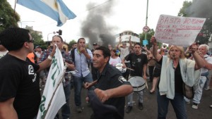 SAQUEOS EN ARGENTINA