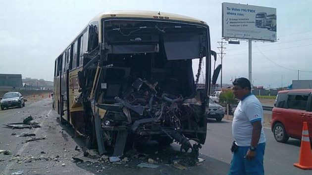 Panamericana Sur: 15 heridos tras choque de bus Soyuz contra tráiler