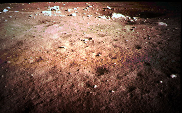 Esta es la primera foto de la Luna enviada por la sonda espacial china Chang’e 3