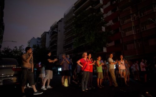 Buenos Aires fue declarada en emergencia por cortes de luz y ola de calor