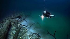 Descubren reservas masivas de agua dulce bajo los océanos Texto completo en: http://actualidad.rt.com/ciencias/view/113375-descubren-reservas-masivas-submarinas-agua-dulce