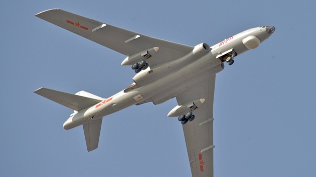 China ‘amenaza’ a EE.UU. y Japón con el bombardero estratégico H-6K
