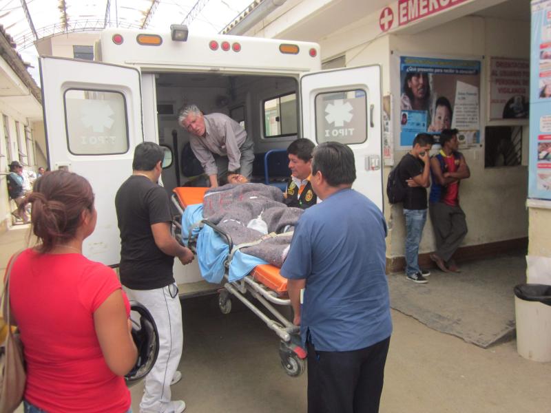 Huánuco: 40 heridos tras caer bus a pendiente de 100 metros