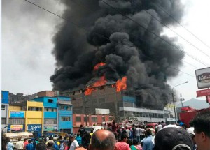 INCENDIO EN LA VICTORIA