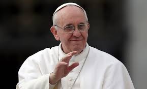 Papa Francisco nombrado personalidad del año por revista gay