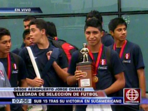 Selección Sub 15 llegó a Lima tras ganar título Sudamericano