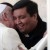 Papa Francisco da 'aventón' a un amigo suyo en el papamóvil