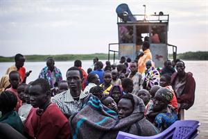 Más de 200 muertos al naufragar un barco con refugiados de Sudán del Sur