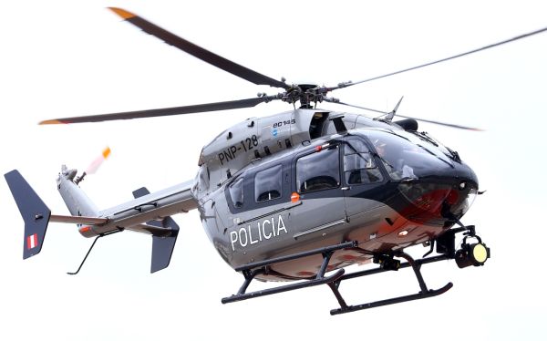 Pescador fue salvado por helicóptero de la policía en el mar de Cañete