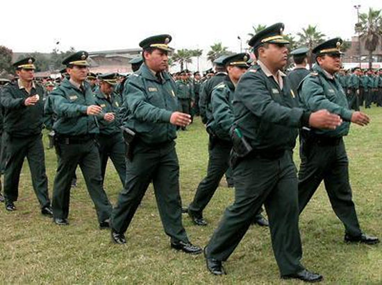Policía Nacional dio de baja a 875 subalternos por renovación