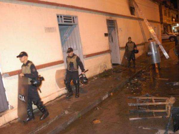 Al menos nueve muertos y 25 heridos en incendio en una cárcel colombiana