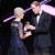 VIDEO: El príncipe William bromeó con Helen Mirren y la llamó “abuela”