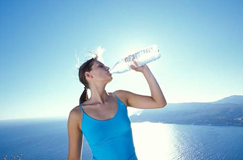 Entérate qué cantidad de agua necesita tu cuerpo para una buena salud