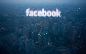 Nuevo botón en Facebook permite pedir más datos a los “amigos”.