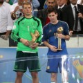 Lionel Messi (derecha) recibió el Balón de Oro como mejor futbolista del Mundial Brasil 2014. (Foto: Getty Images)