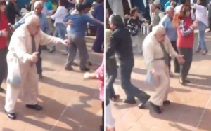 Este abuelito gana ritmo con el paso de los años.