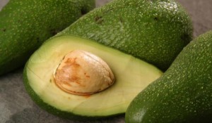 Para las consumidores de este fruto a continuación les damos una serie de sus aportes.