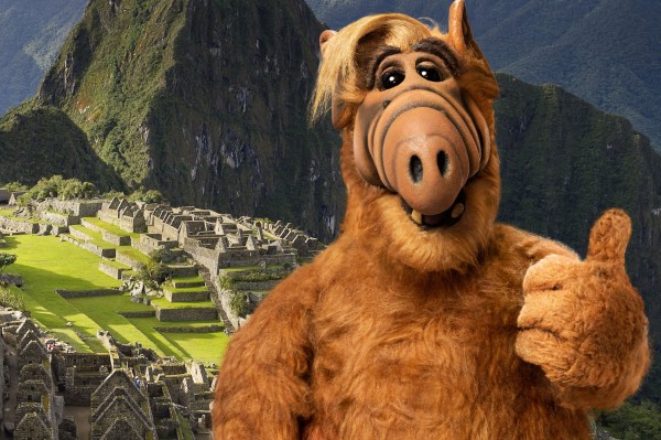 Alf se toma un selfie en Machu Picchu y agita las redes.