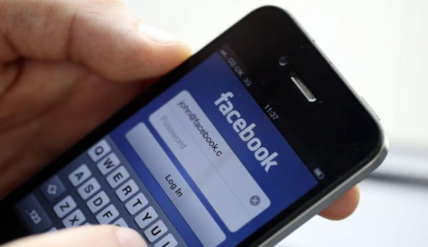 Evita que Facebook móvil devore tu saldo o tu plan de datos.