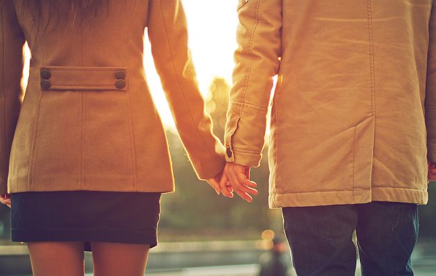 Cómo enamorar a alguien en 45 minutos, según la ciencia