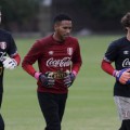 El entrenamiento de la selección peruana recibió la visita de un inesperado espía que causo curiosidad y preocupación entre los jugadores.