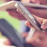 Se estima que en unos cuatro años el 67 % de la población mundial contará con un teléfono inteligente.